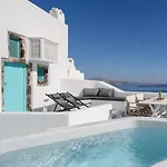 Cave Agapi * Oia