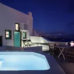 Cave Agapi * Oia