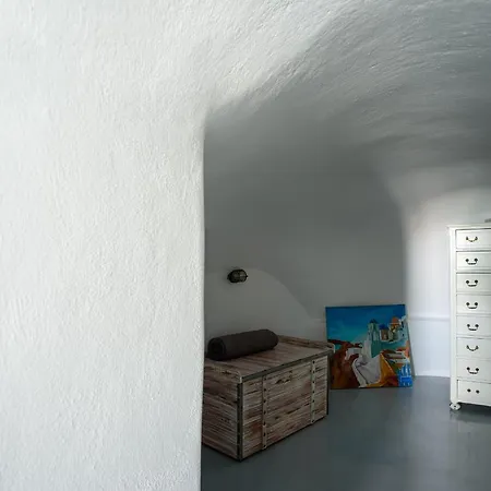 Apartment Cave Agapi *